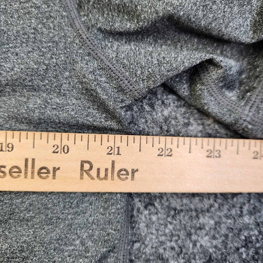 Vuori Shirt Mens Large Gray Short Sleeve Pocket Crew Neck Tee Casual Lightweight - Picture 5 of 7